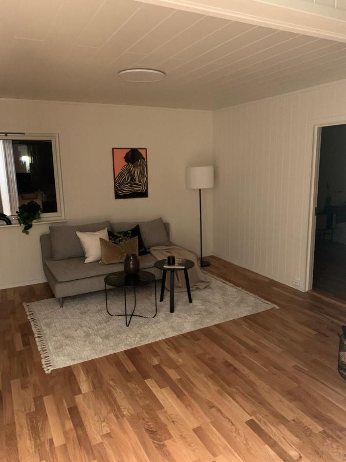 Appartement Fin Leilighet I Tromsdalen. à Tromsø Extérieur photo